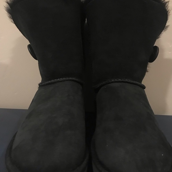 Brand new black ugg’s - Picture 4 of 4